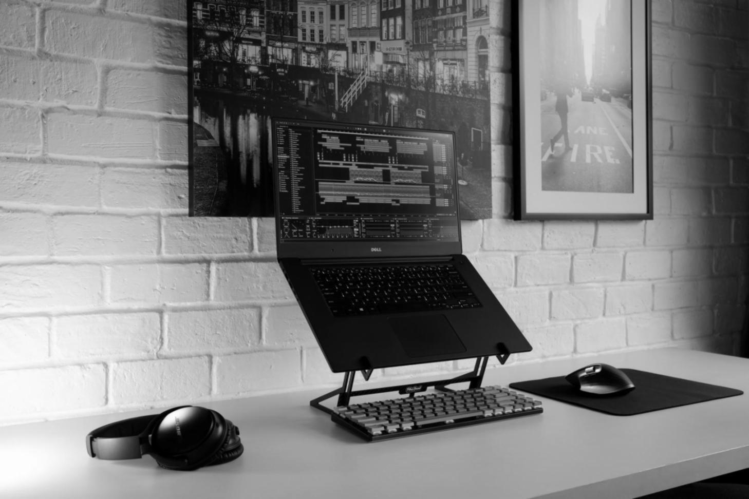 Étude de benchmarking pour optimisation des processus financiers